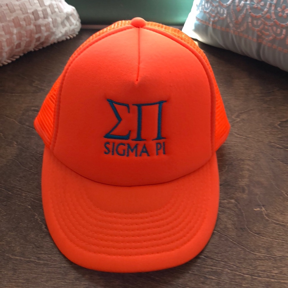 ΣΠ fraternity hat